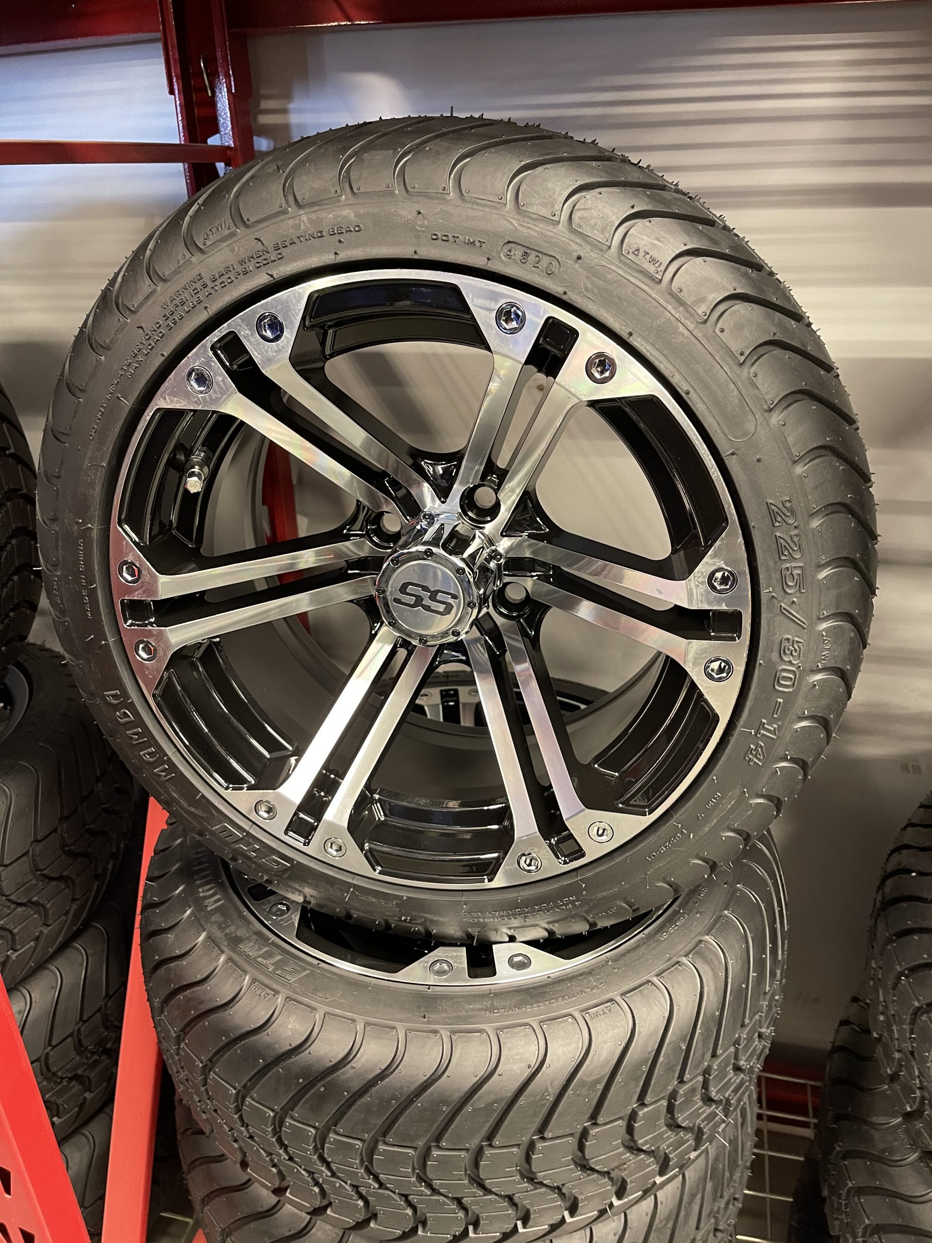 GTW Specter 14" Low Profile Wheel PKG with Mamba 225/30-14 Tire - Image 2