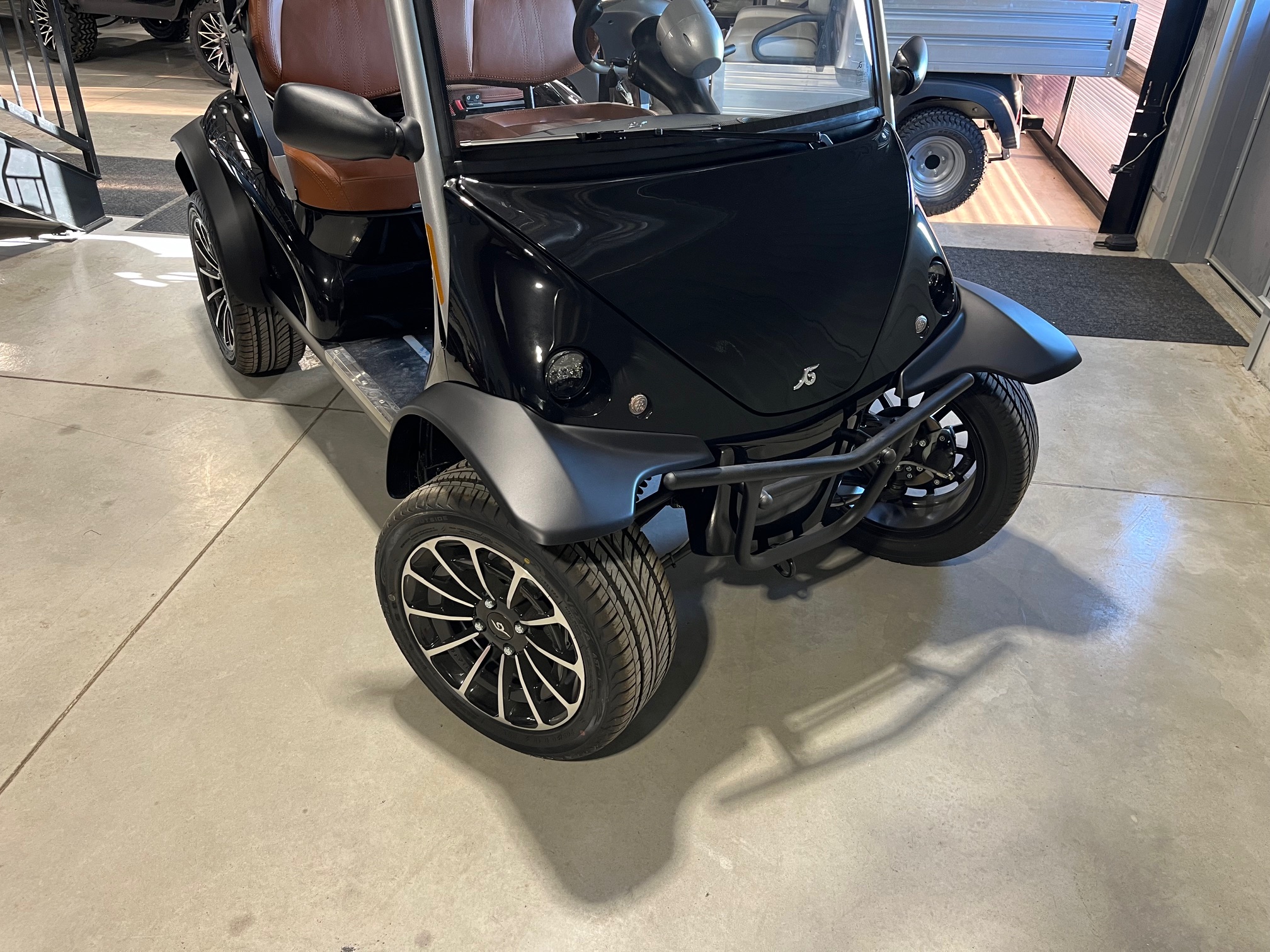 2023 Club Car Garia 2+2