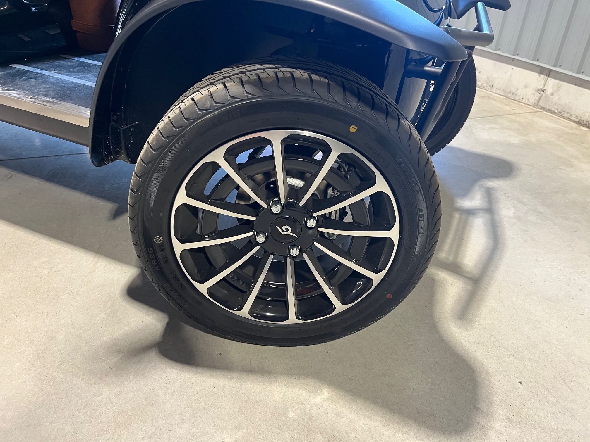 2023 Club Car Garia 2+2