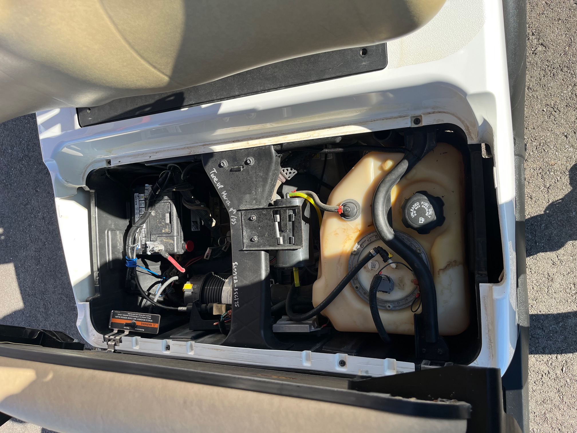 2017 Club Car Precedent Gas White SL1738-826643 - Image 11