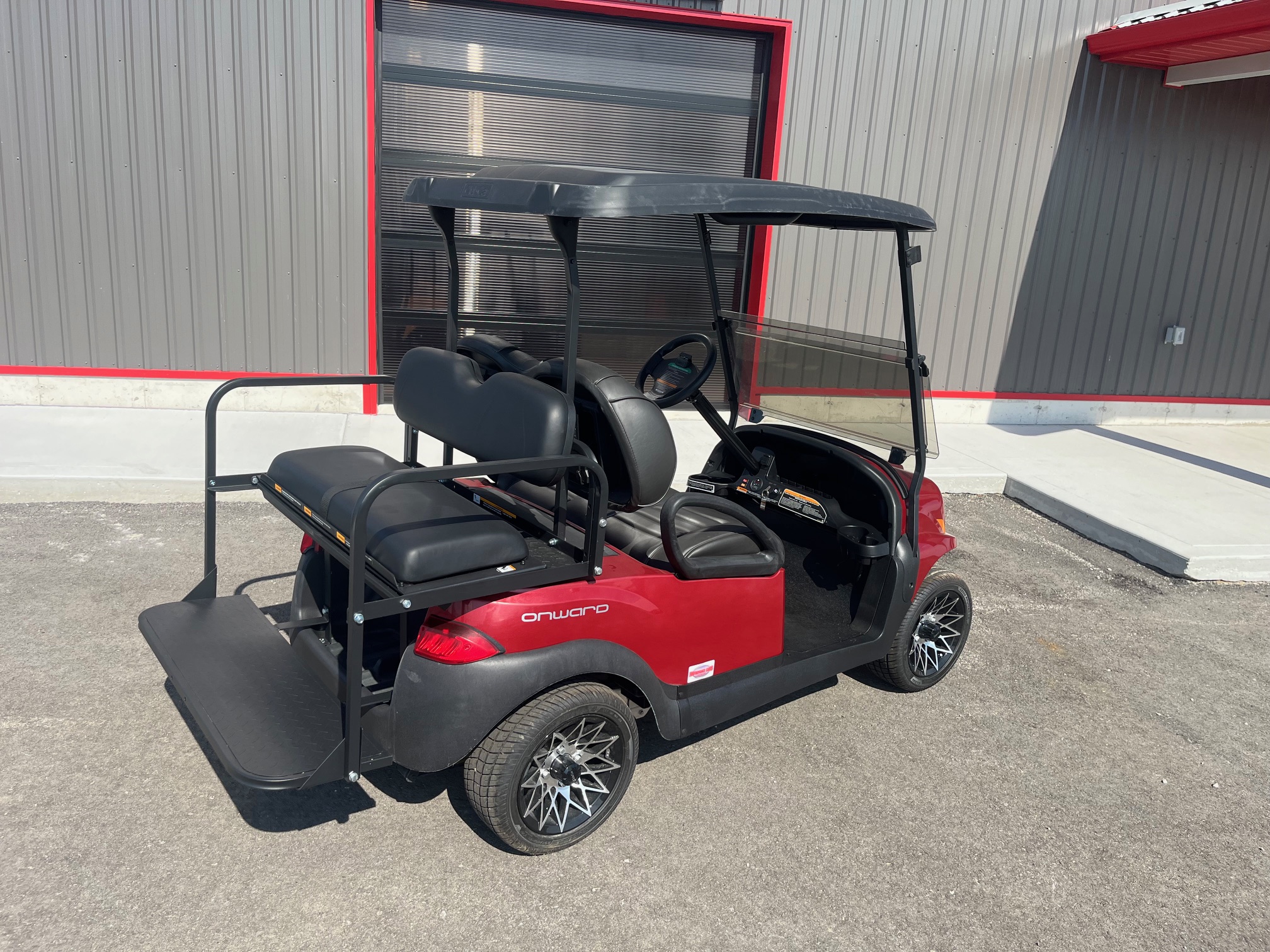 2023 Club Car Onward Gas EFI 429CC Red Non lifted BQ2346-480165 - Image 7