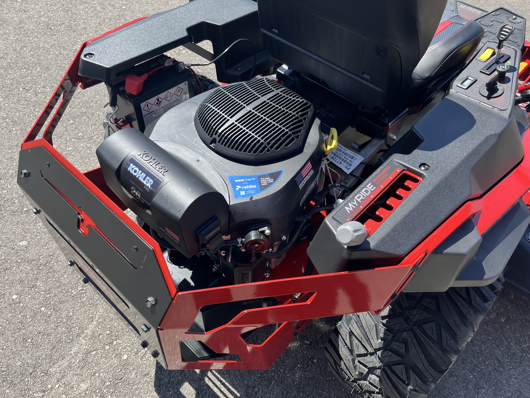 Toro 54 Inch Titan MyRide Zero Turn Lawn Mower 76511