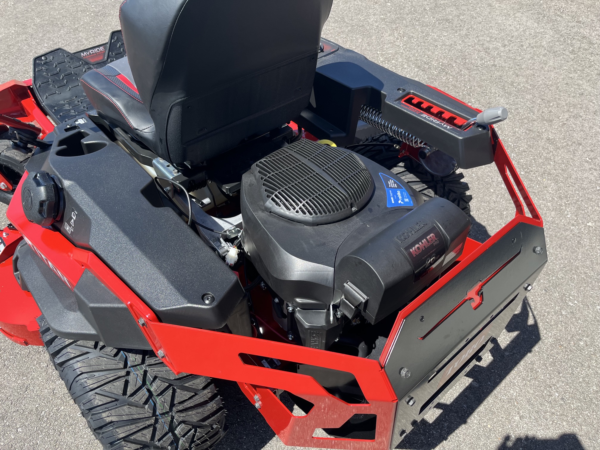 Toro 54 Inch Titan MyRide Zero Turn Lawn Mower 76511