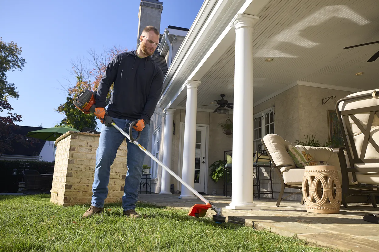 Husqvarna 122L Trimmer 970796102 - Image 4