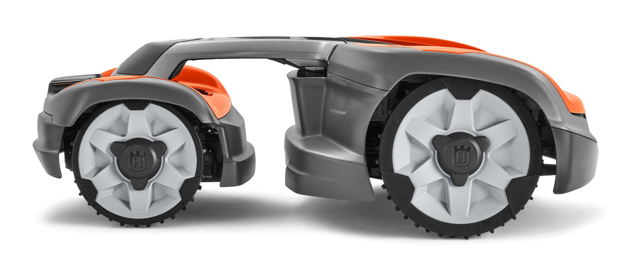 Husqvarna Automower 535 AWD Robotic Mower with EPOS 1.2 Acre (970745505) - Image 12