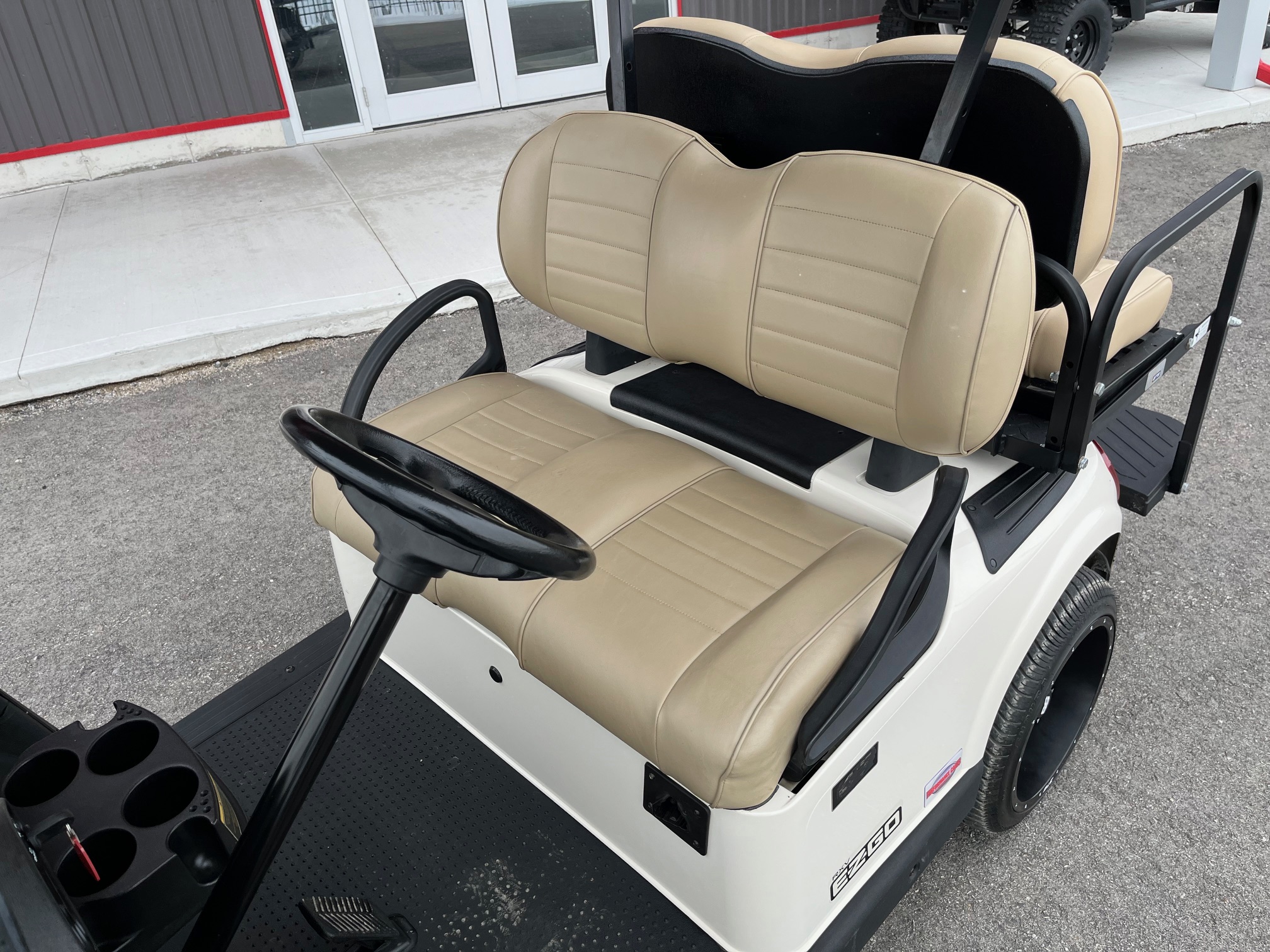 2017 EZGO RXV 48V Electric 4 Passenger Golf Cart