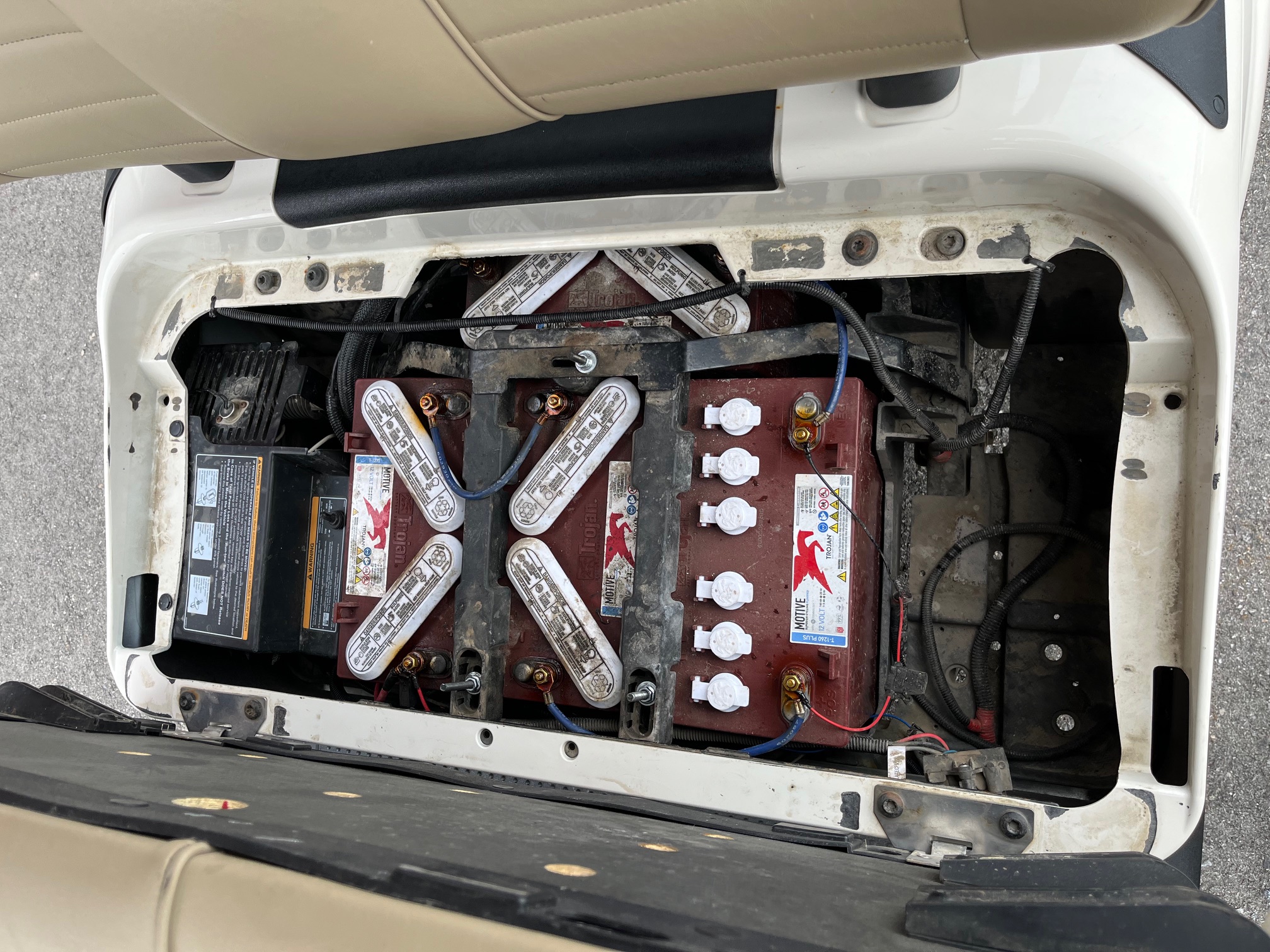 2017 EZGO RXV 48V Electric 4 Passenger Golf Cart