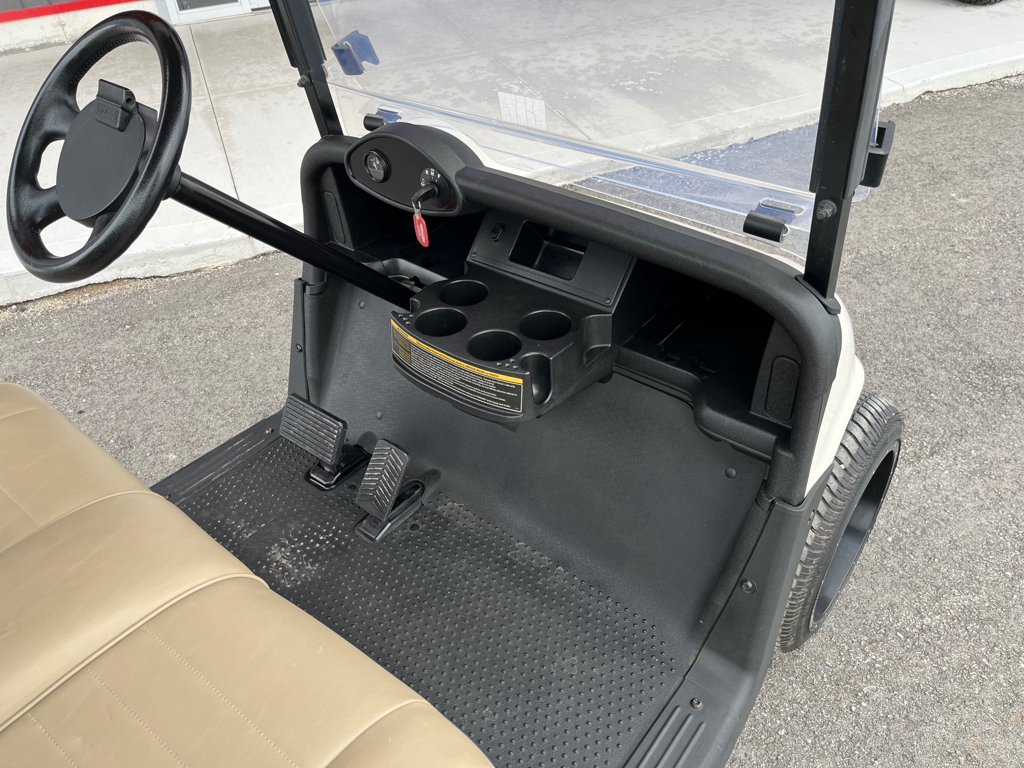 2017 EZGO RXV 48V Electric 4 Passenger Golf Cart