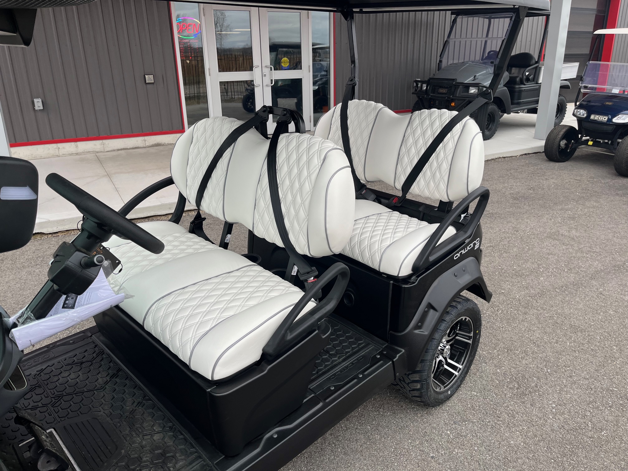 2027 Club Car Onward HP 48V Lithium Ion 4 Forward Golf Cart