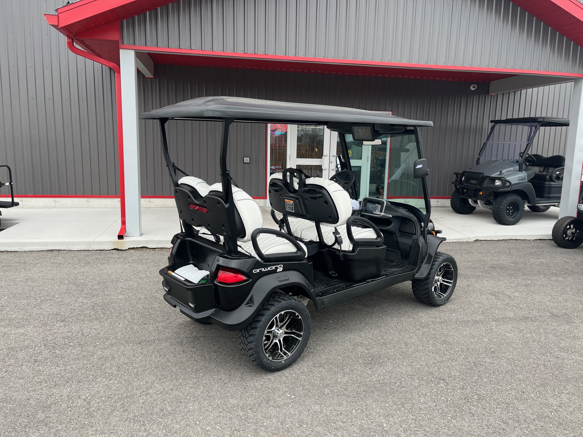 2027 Club Car Onward HP 48V Lithium Ion 4 Forward Golf Cart