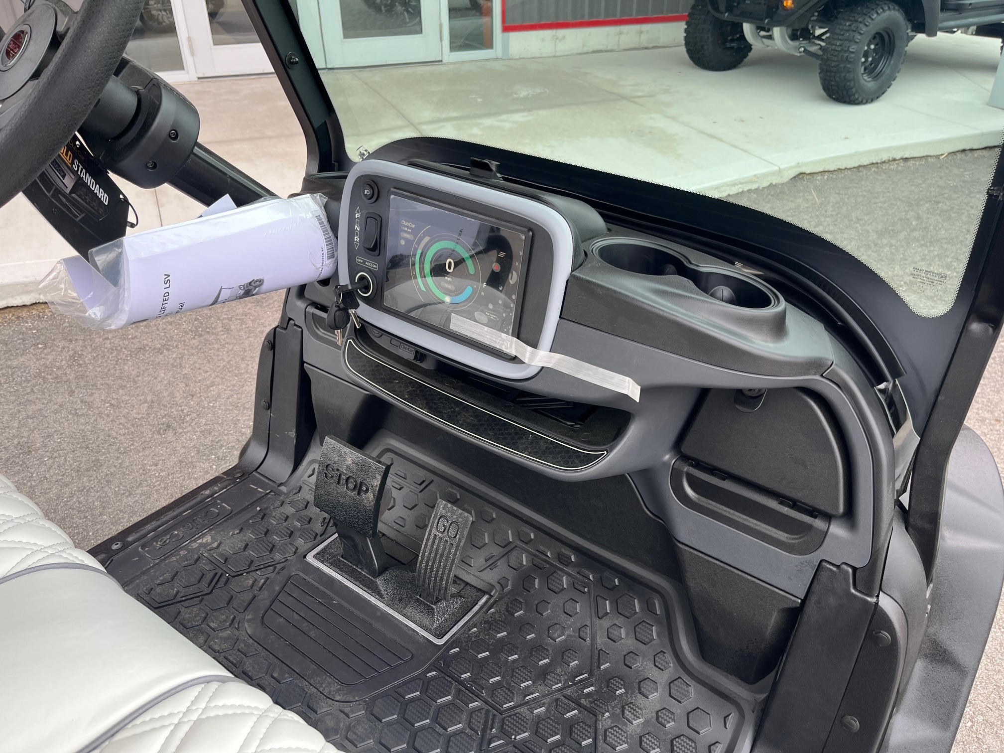 2027 Club Car Onward HP 48V Lithium Ion 4 Forward Golf Cart