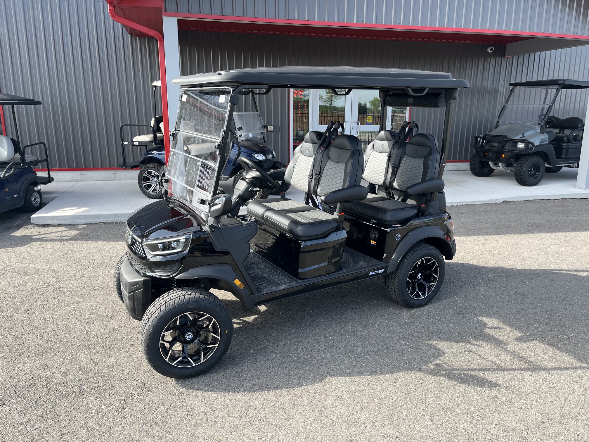 2026 Madjax Ascent 4 Forward Lithium Ion Golf Cart