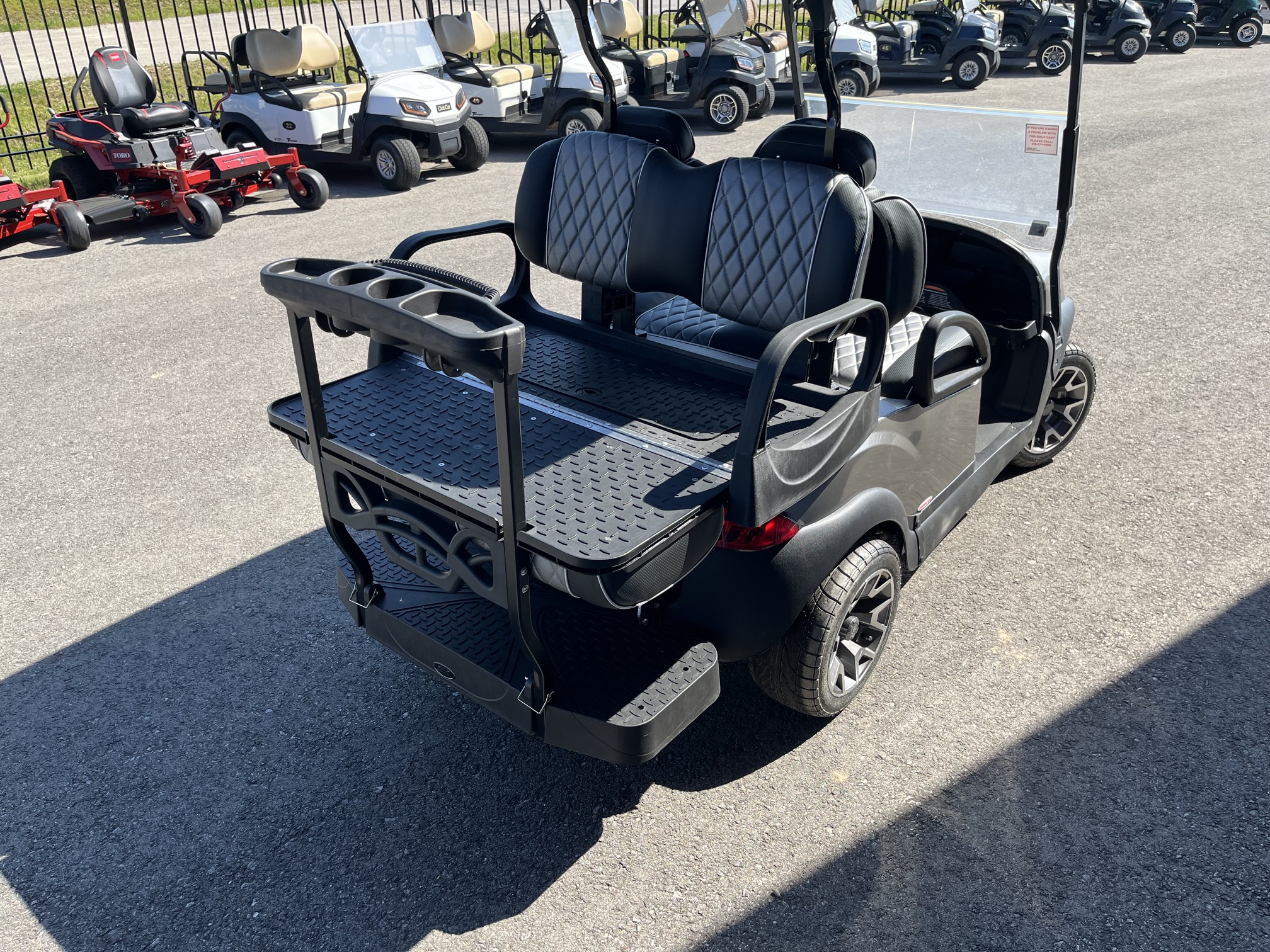2022 Club Car Tempo Lithium 4 Passenger Golf Cart