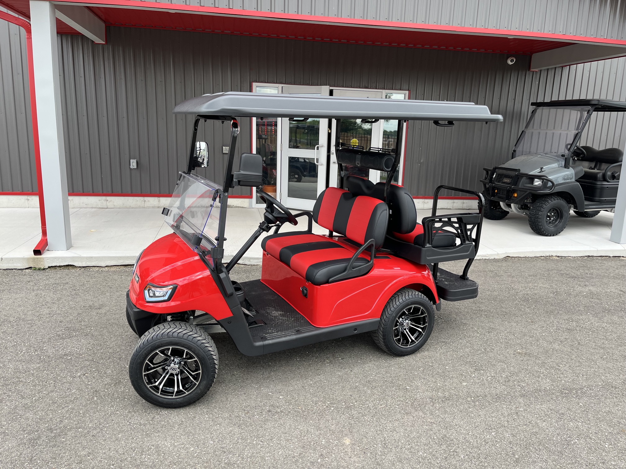 2026 Madjax E Series Lithium 4 Passenger Golf Cart