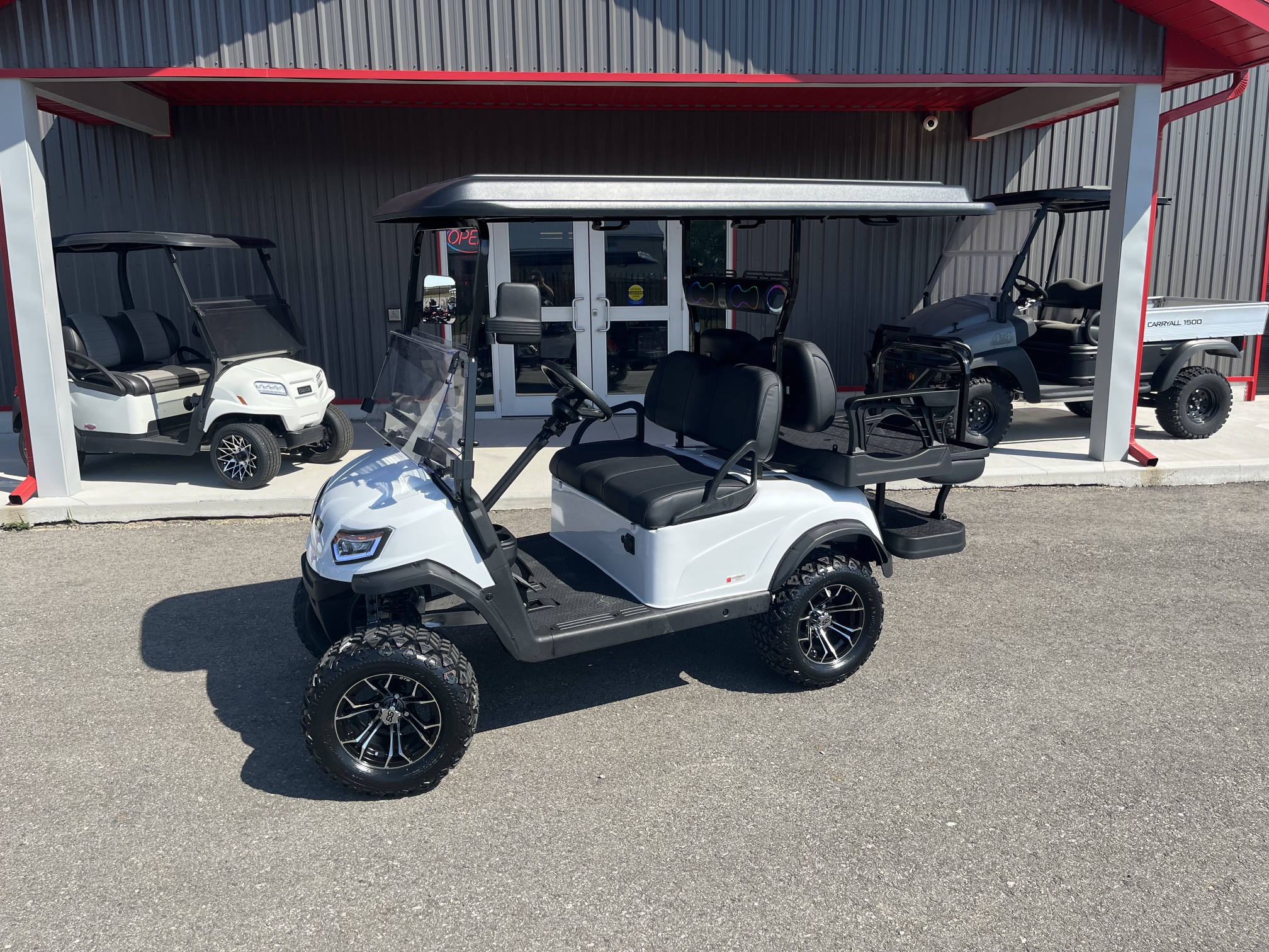 2026 Madjax E Series Aspen White Lithium 4 Passenger Golf Cart