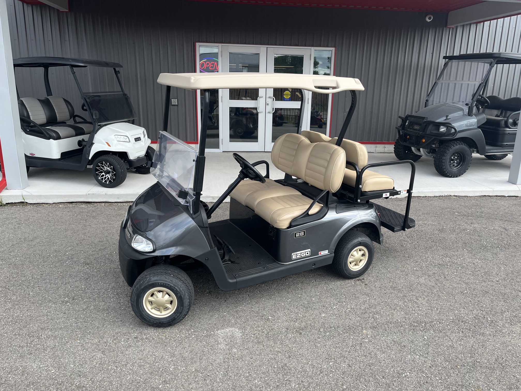 2018 EZGO RXV Lithium 4 Passenger Golf Cart