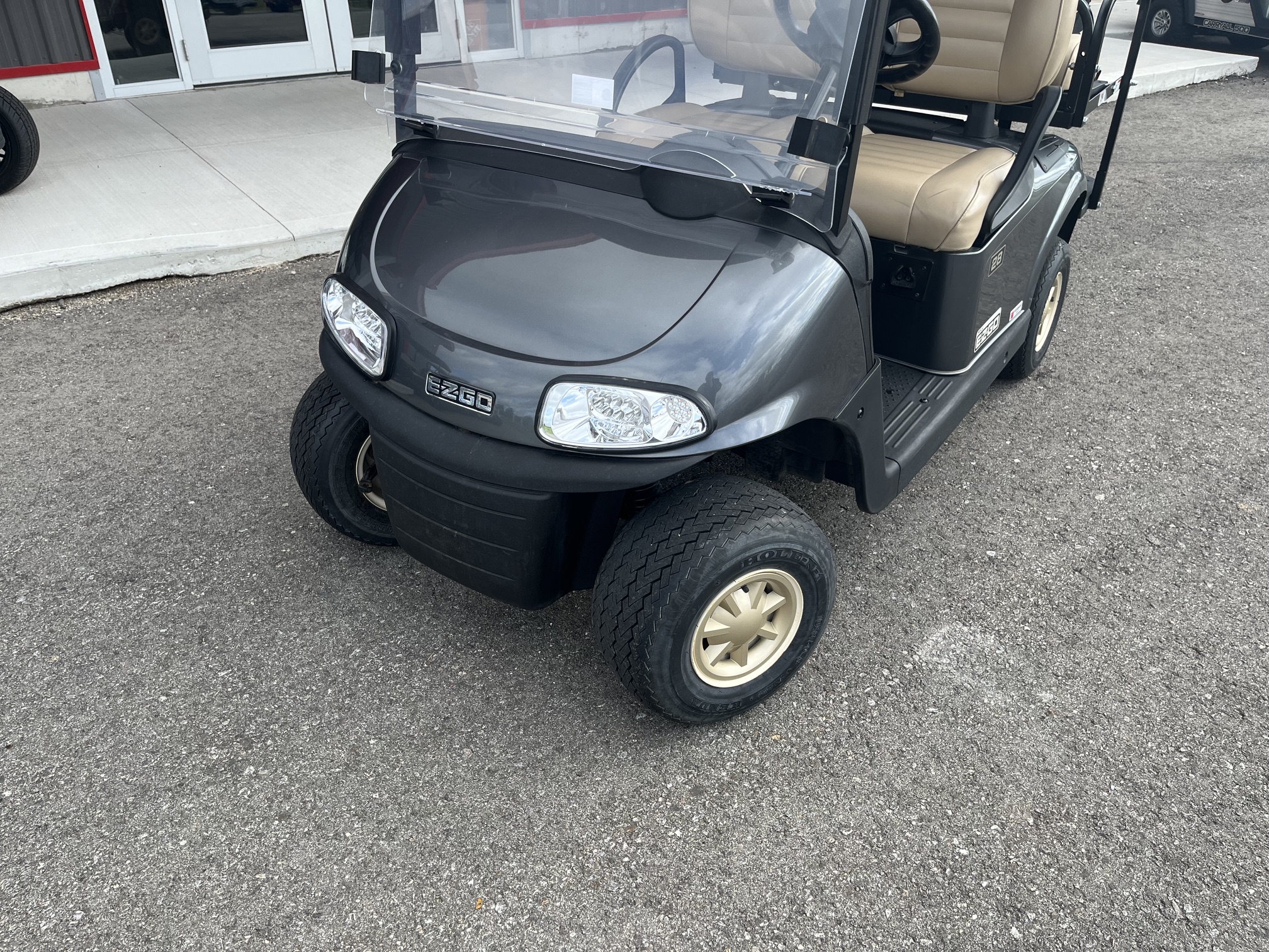 2018 EZGO RXV Lithium 4 Passenger Golf Cart