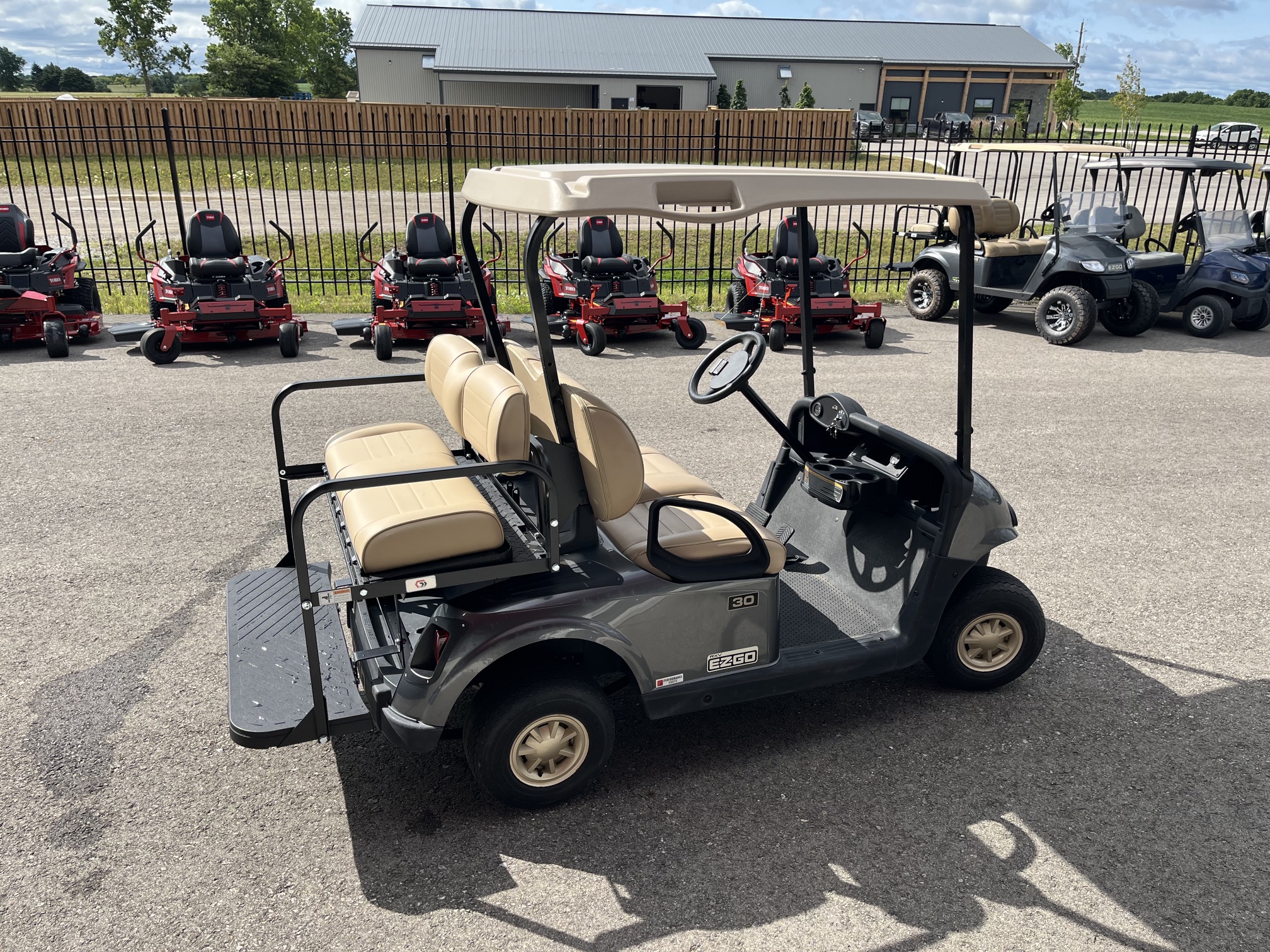 2018 EZGO RXV Lithium 4 Passenger Golf Cart