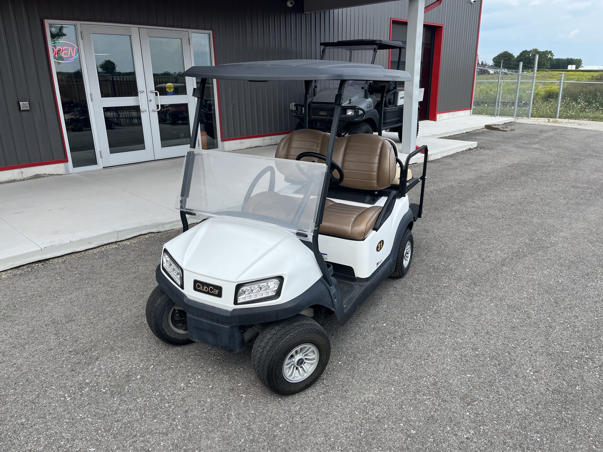 2021 Club Car Tempo 48V Electric 4 Passenger Golf Cart BN2105-144199