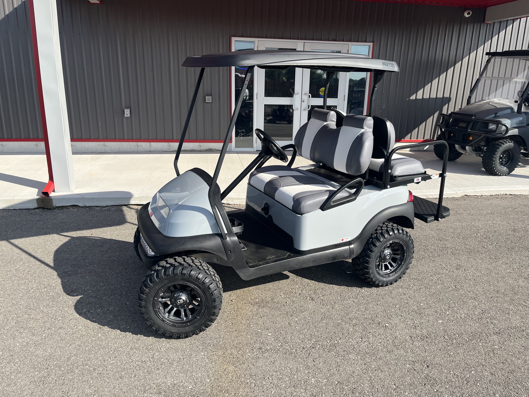 2017 Club Car Precedent Gas EFI Lifted 4 Passenger Golf Cart Grey SL1730-818140 - Image 4