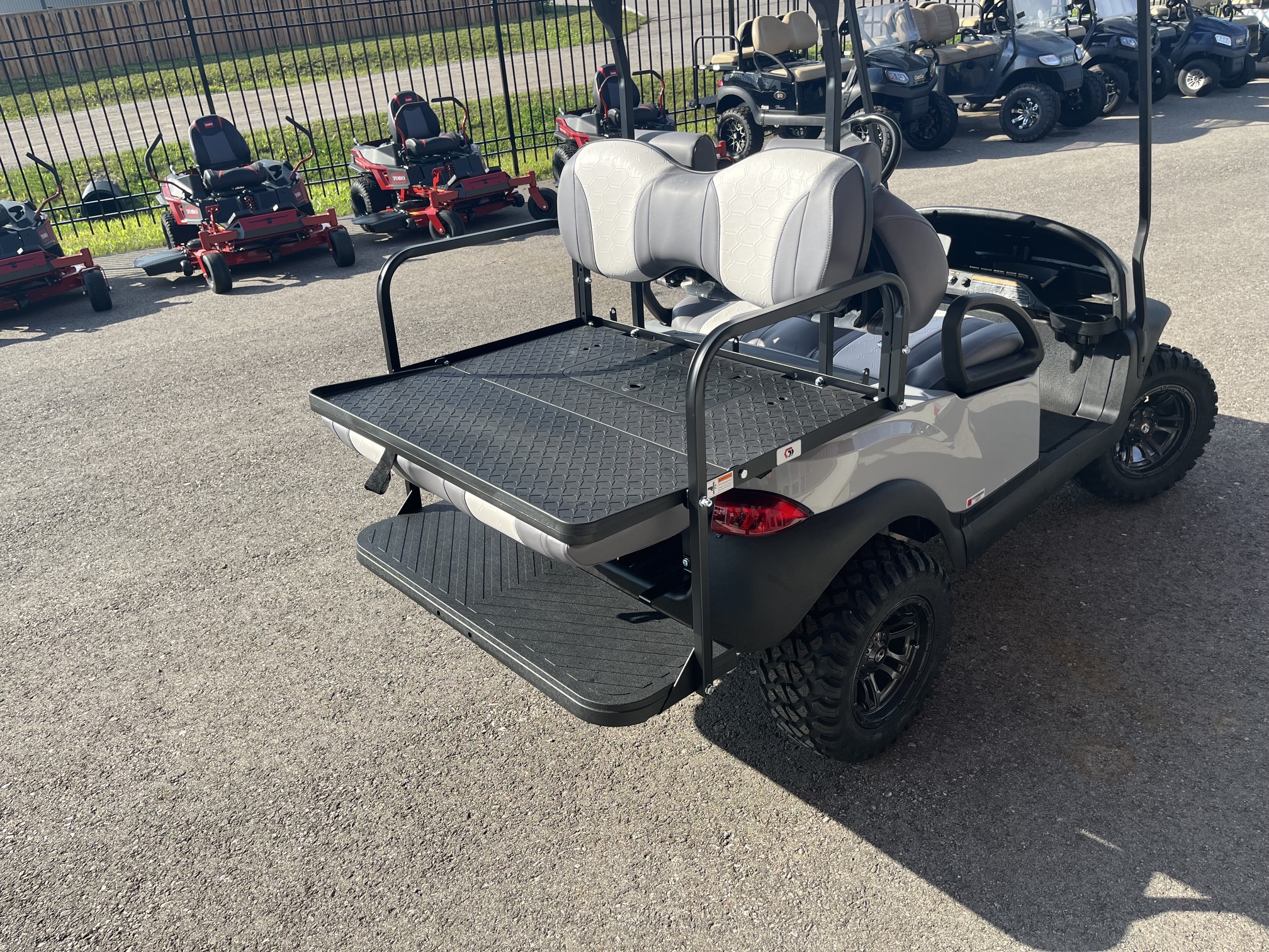 2017 Club Car Precedent Gas EFI Lifted 4 Passenger Golf Cart Grey SL1730-818140 - Image 10