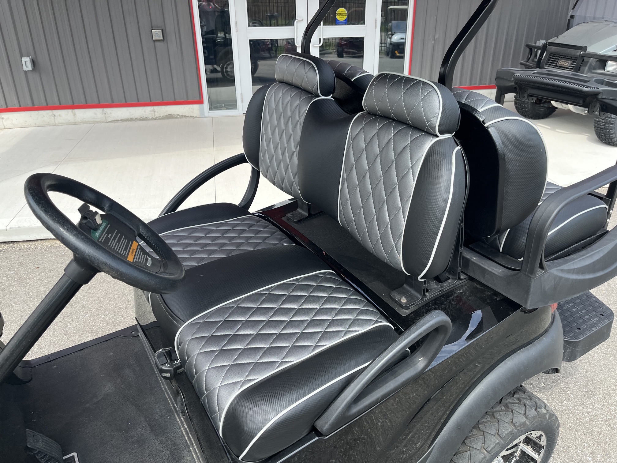 2016 Club Car Precedent 51V Lithium Lifted 4 Passenger w/ Alpha Body Black JE1638-677039 - Image 6