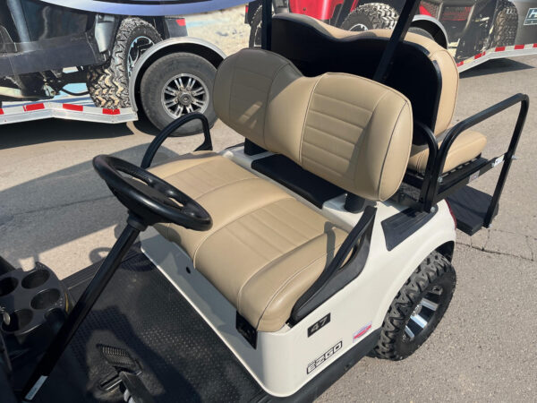 2017 EZGO RXV 48V Electric Golf Cart