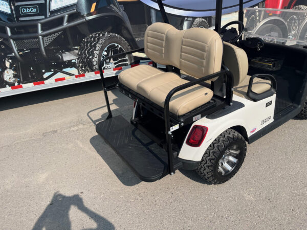 2017 EZGO RXV 48V Electric Golf Cart