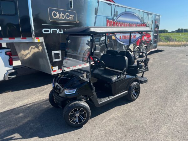 2025 Madjax E Series Low 4 Passenger Black