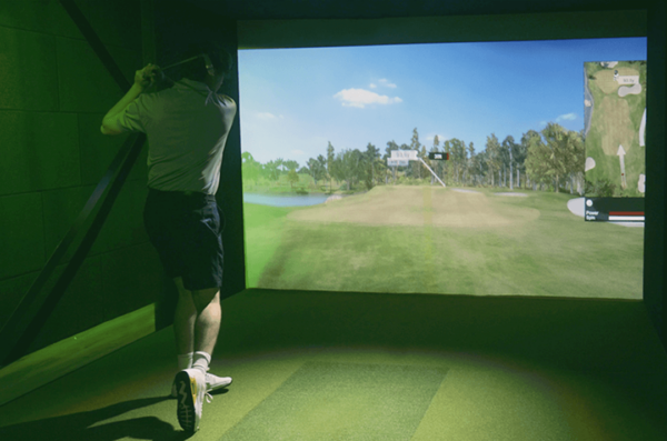 Simbooth 1 Golf Simulator Home Kit with IDRA II Launch monitor