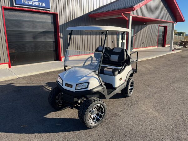 2019 Club Car Tempo Lifted 4 Passenger Golf Cart