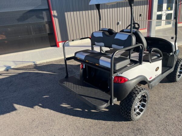 2019 Club Car Tempo Lifted 4 Passenger Golf Cart