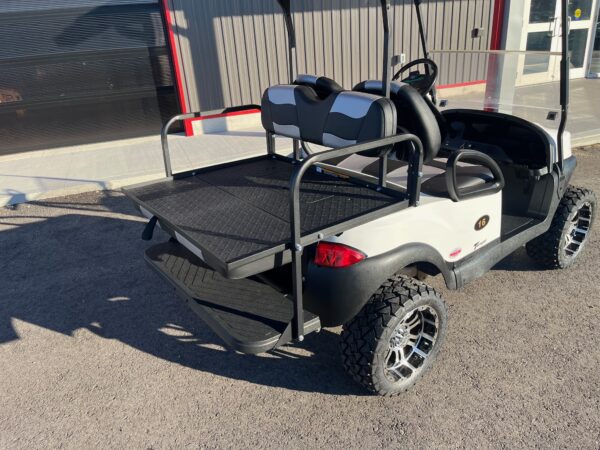 2019 Club Car Tempo Lifted 4 Passenger Golf Cart