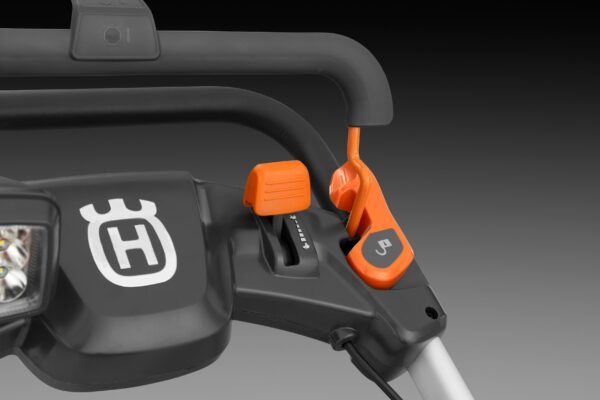 Husqvarna ST 253i Electric Snow Blower