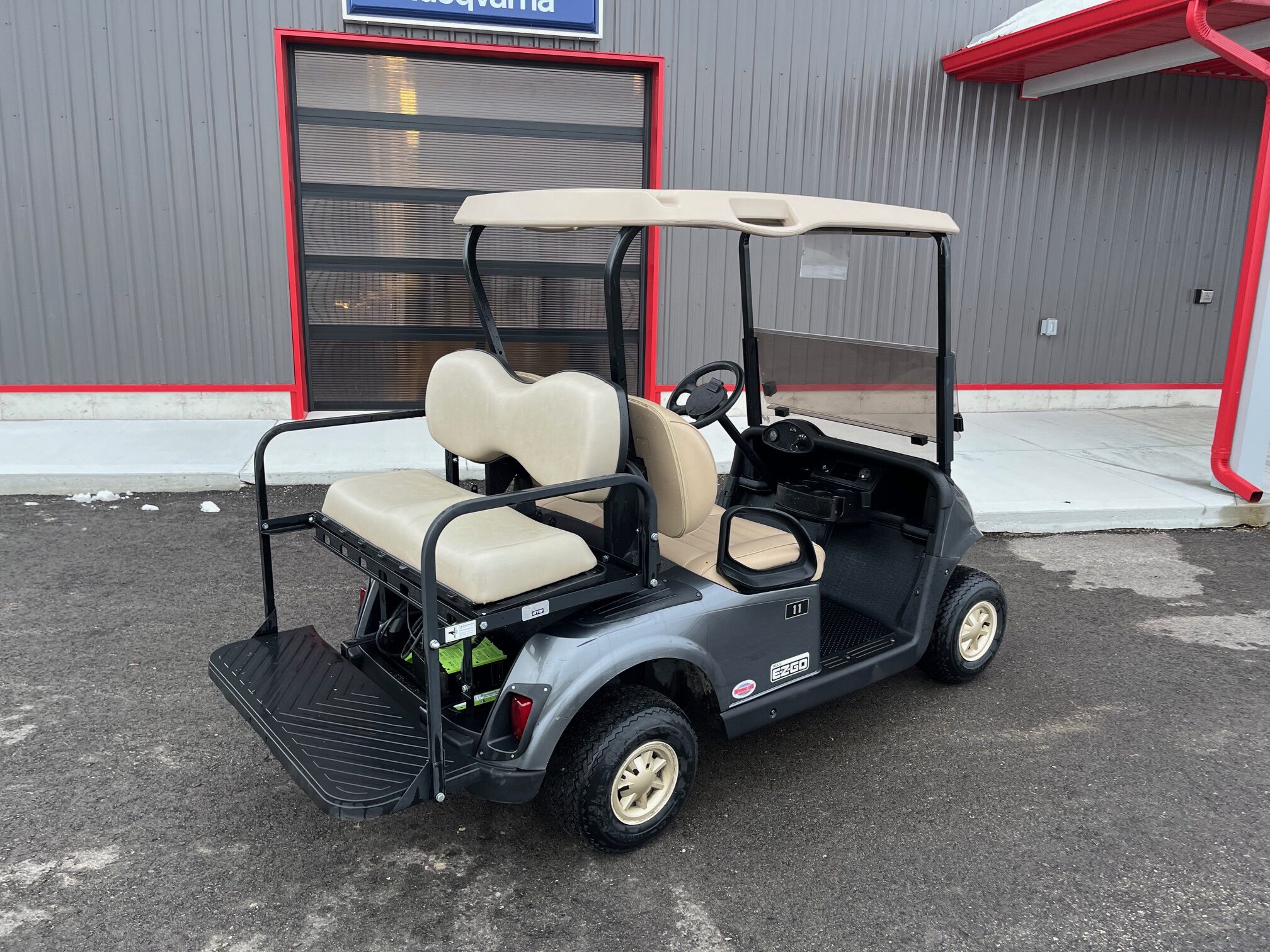 IMG_8503 2018 EZGO RXV Lithium Electric Golf Cart 4 Passenger