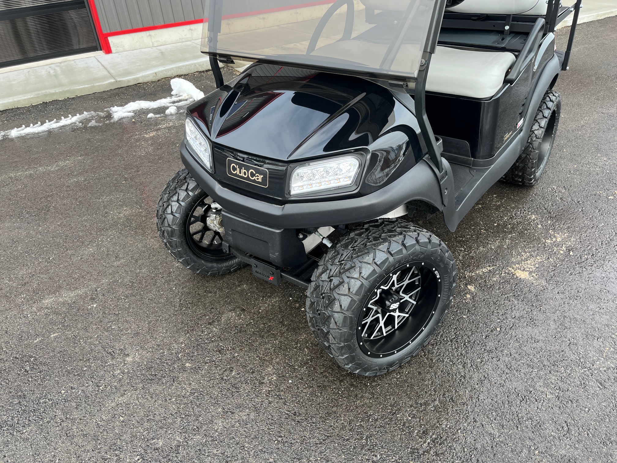 IMG_8589 2025 Club Car Tempo Golf Cart Gas EFI Lifted 4 Passenger