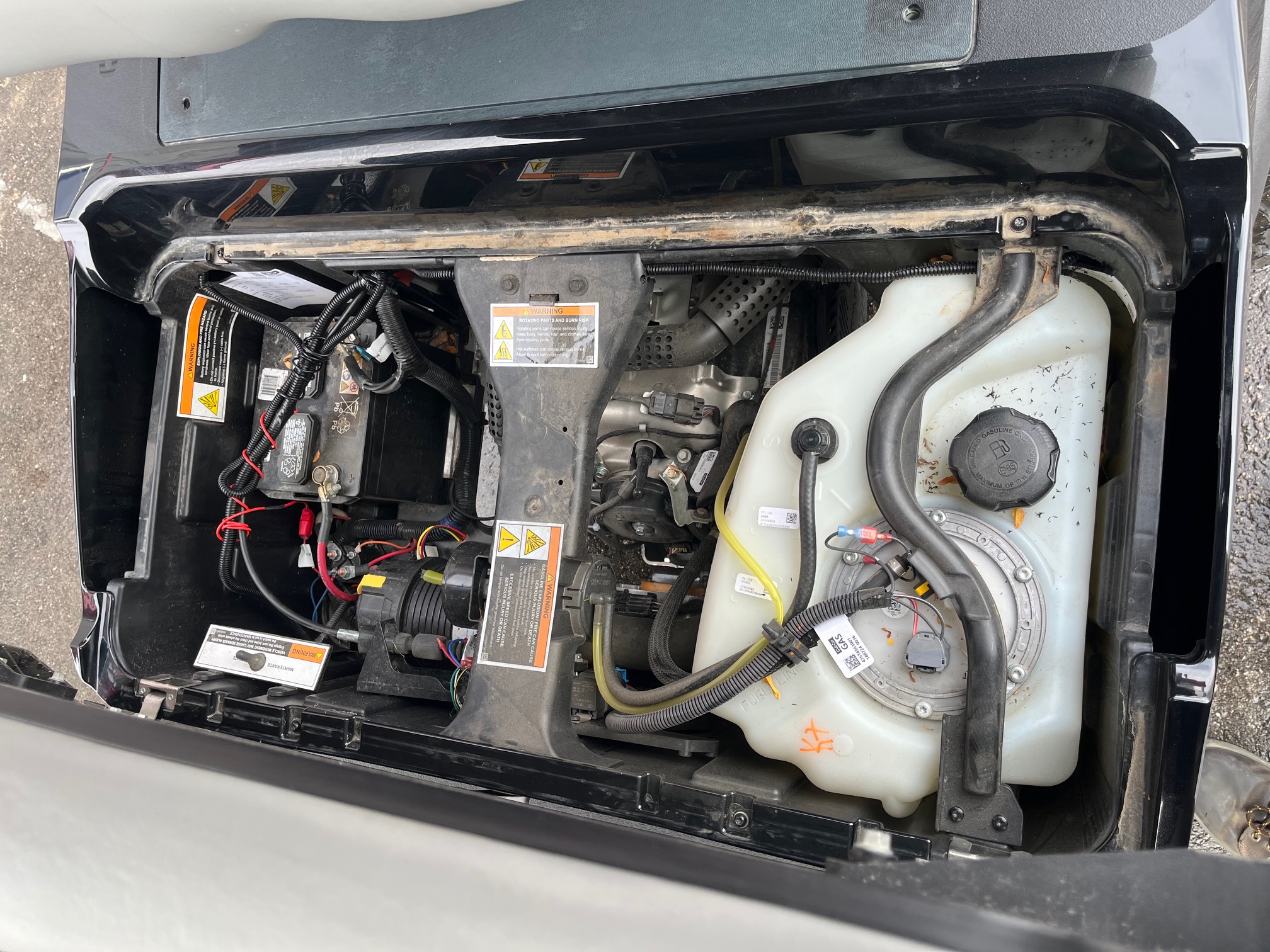 IMG_8592 2025 Club Car Tempo Golf Cart Gas EFI Lifted 4 Passenger