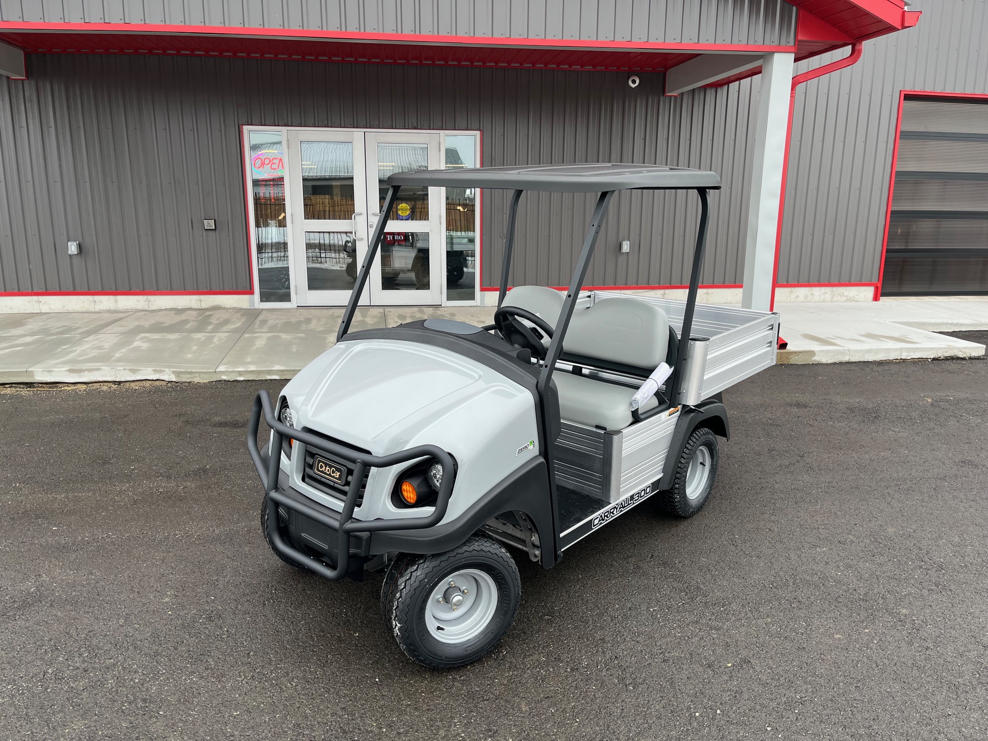 IMG_8613 2026 Carryall 300 48V Electric Utility Golf Cart