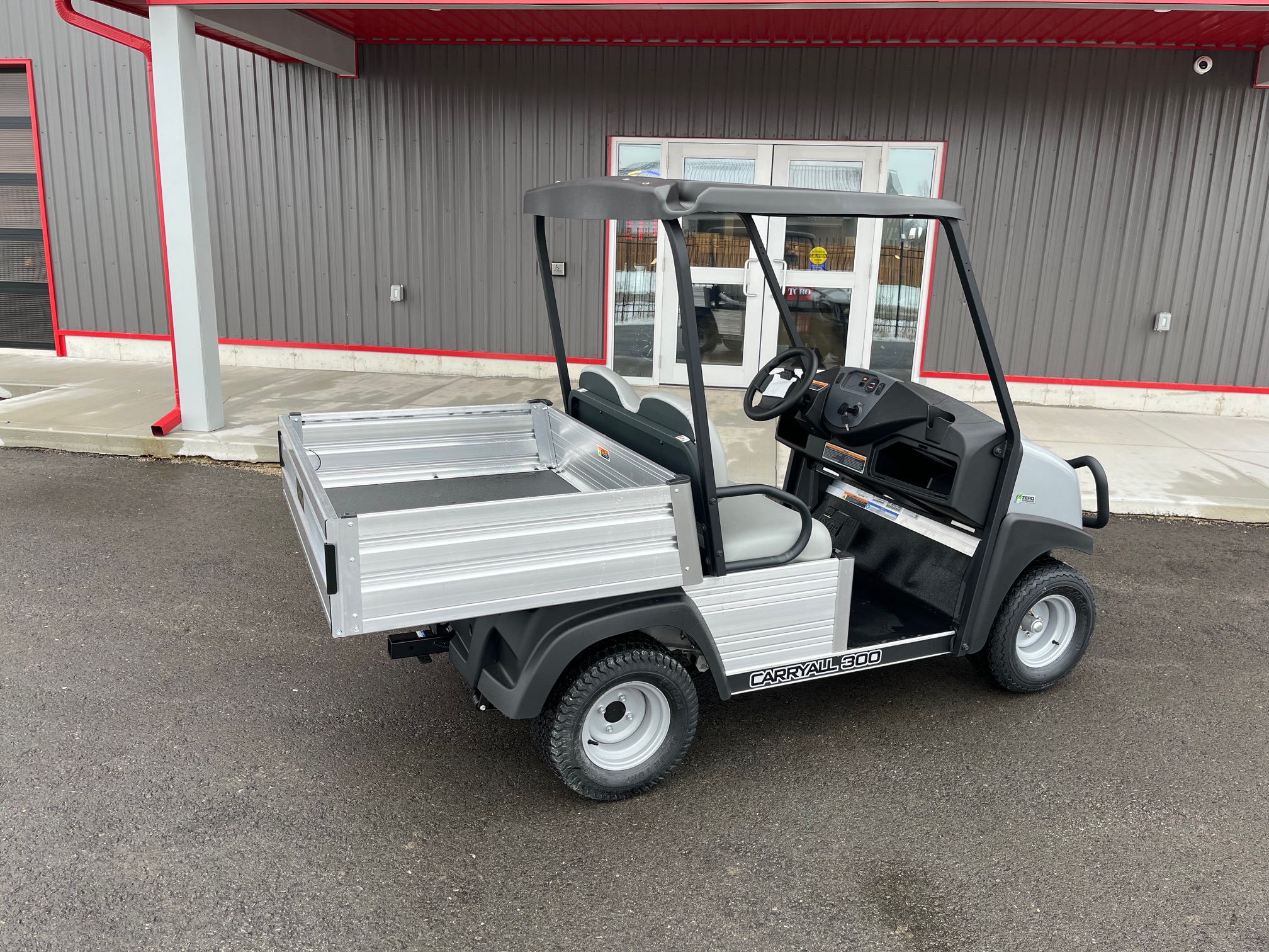 IMG_8619 2026 Carryall 300 48V Electric Utility Golf Cart