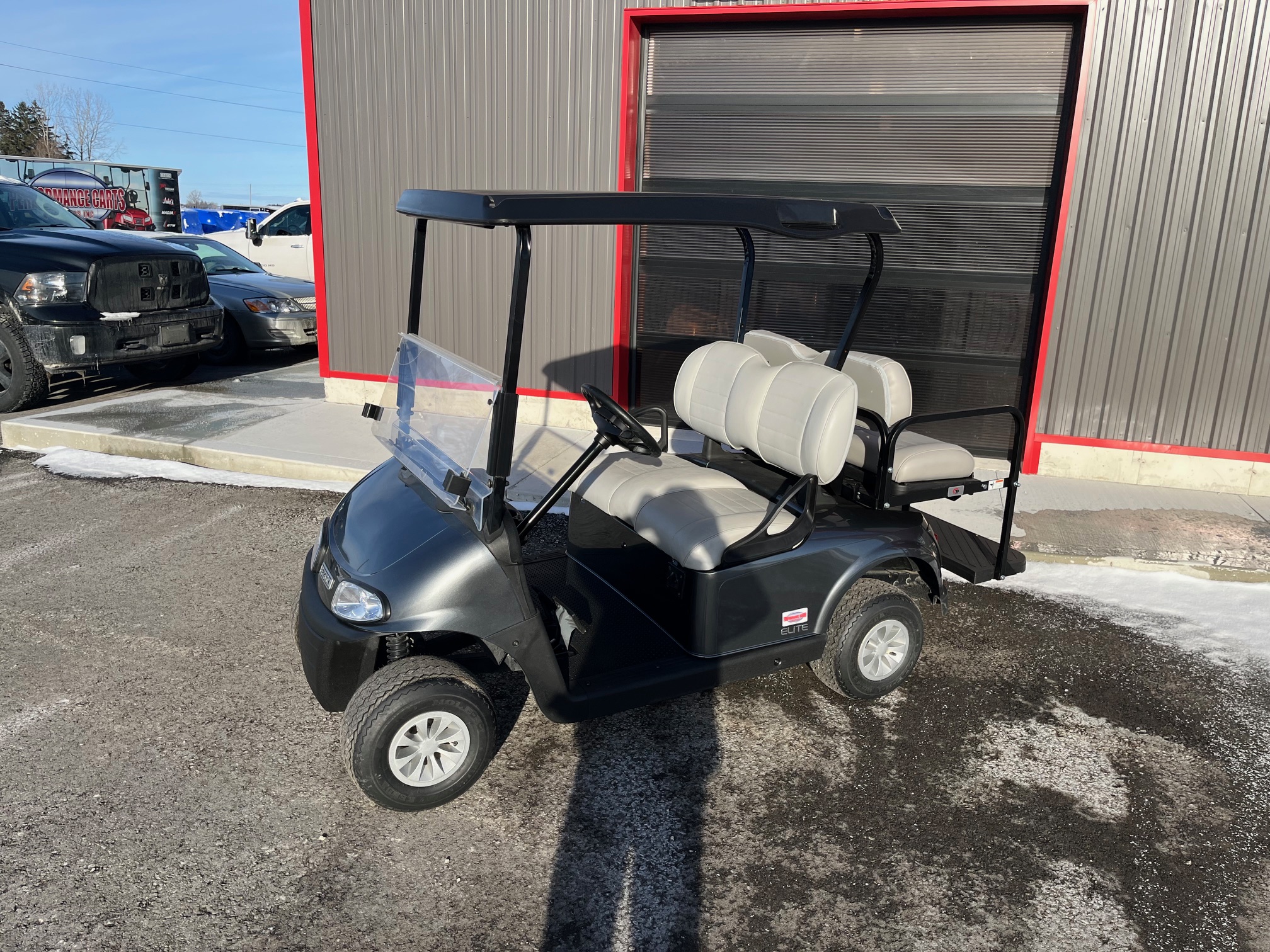 IMG_8914 2022 EZGO RXV Lithium Grey 4 Passenger Electric Golf Cart