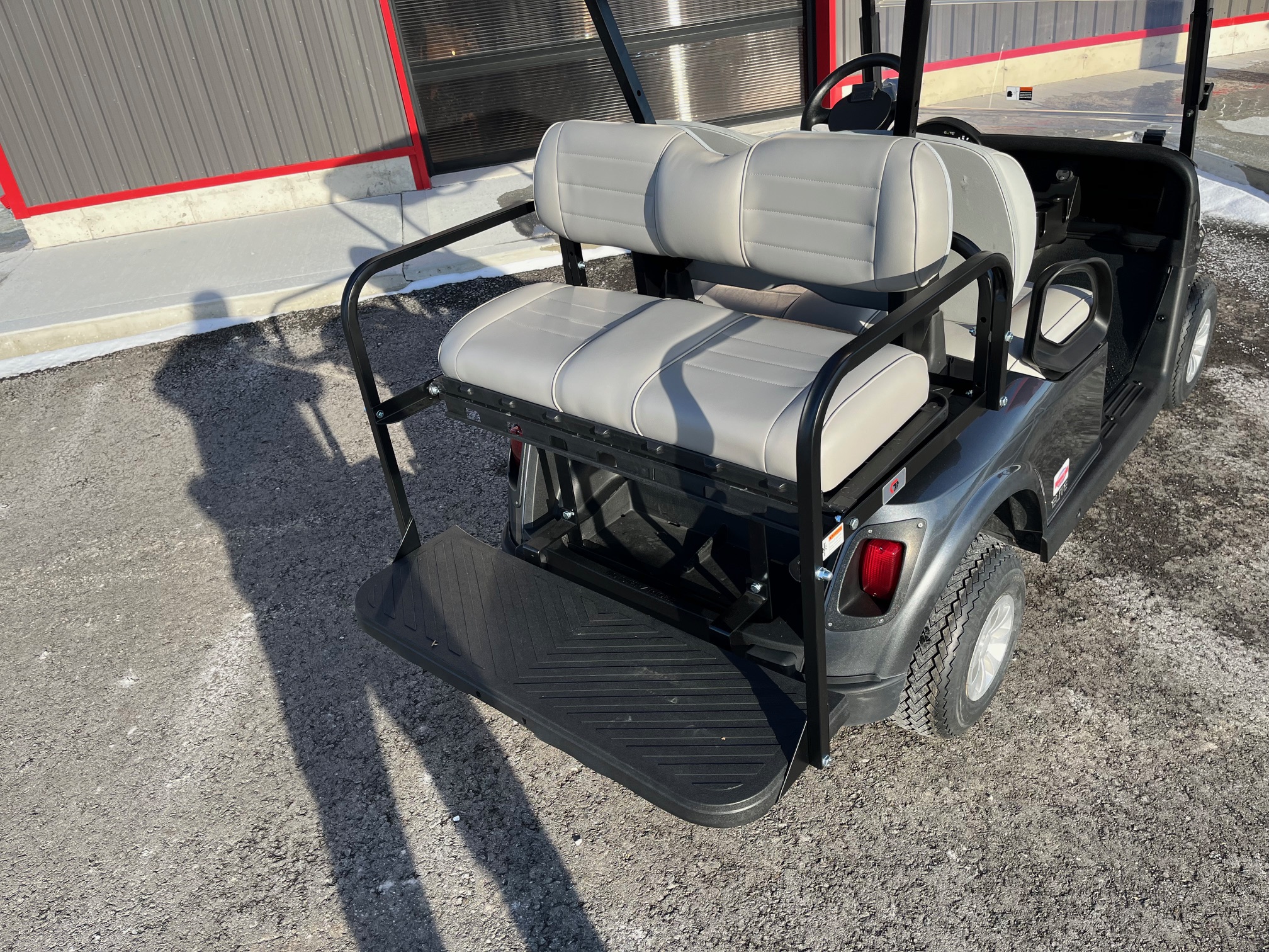 IMG_8920 2022 EZGO RXV Lithium Grey 4 Passenger Electric Golf Cart