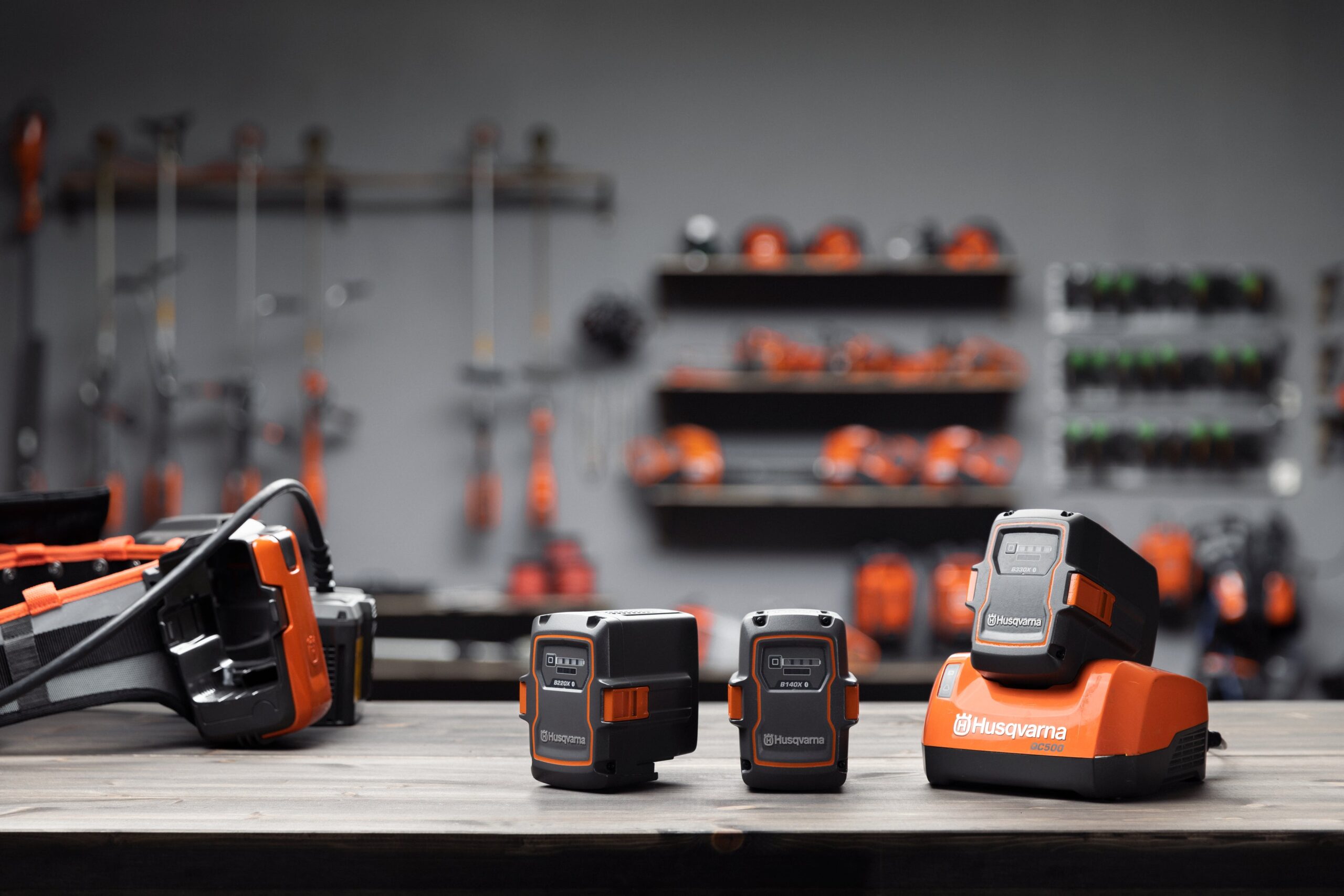 SB-110249 Husqvarna QC500 Lithium Battery Charger